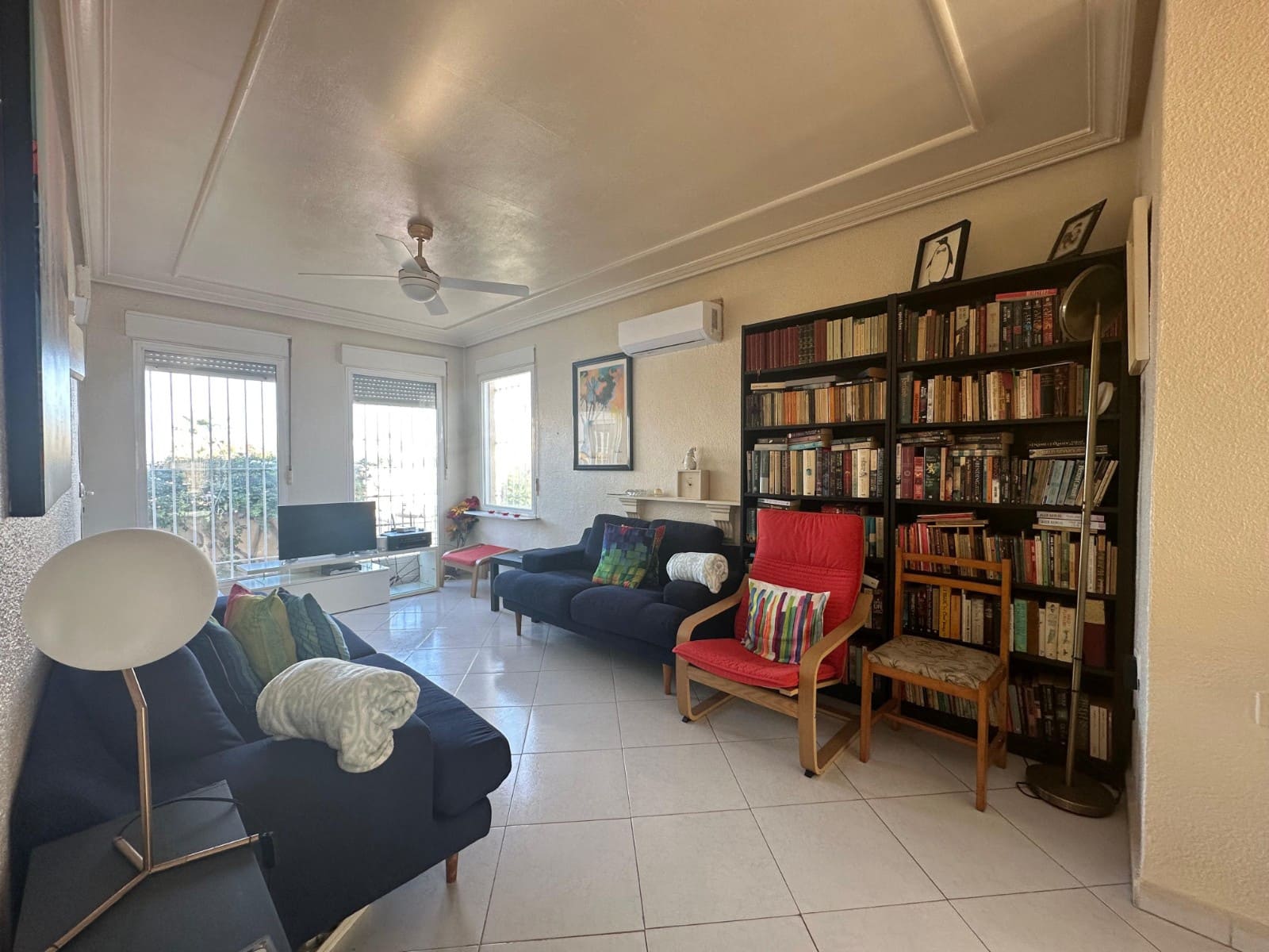 2 bedroom Villa for sale in La Marina with garage - € 195,000 (Ref: 9893086)