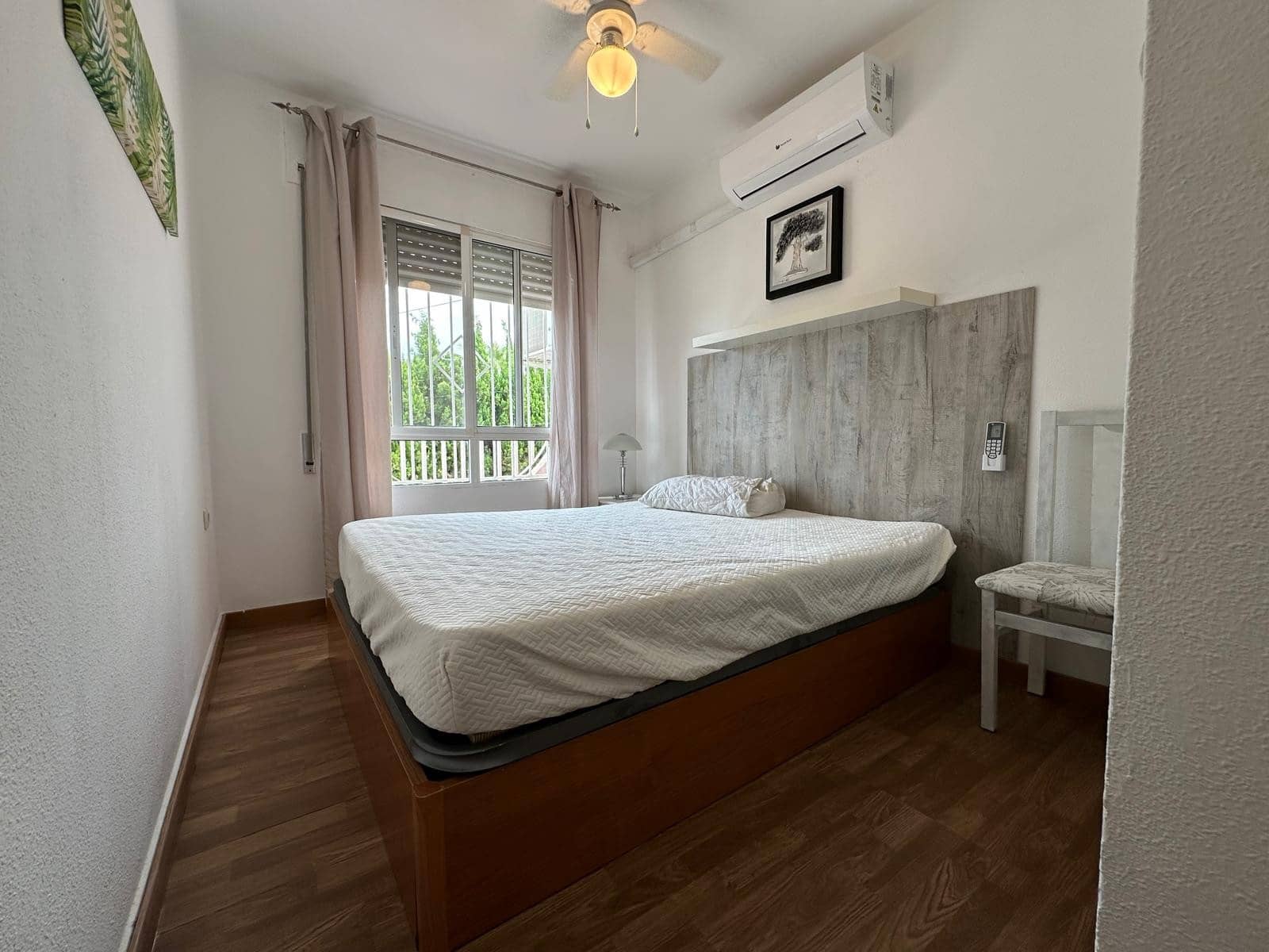 Chalet de 3 habitaciones en La Marina en venta con piscina garaje - 215.000 € (Ref: 9902102)