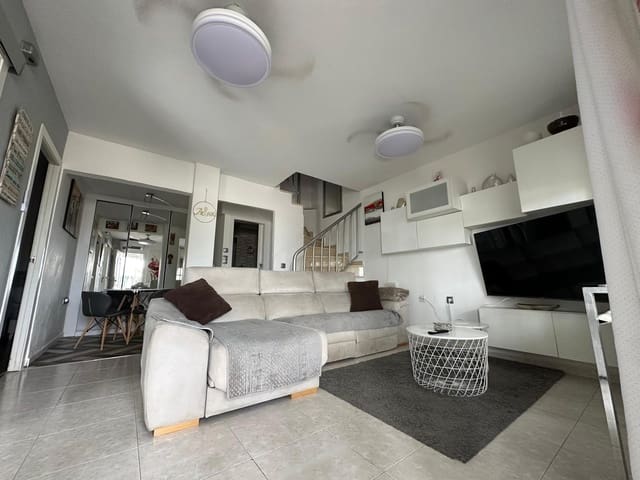 Chalet de 3 habitaciones en La Marina, Elche / Elx en venta con piscina garaje - 215.000 € (Ref: 9902102)
