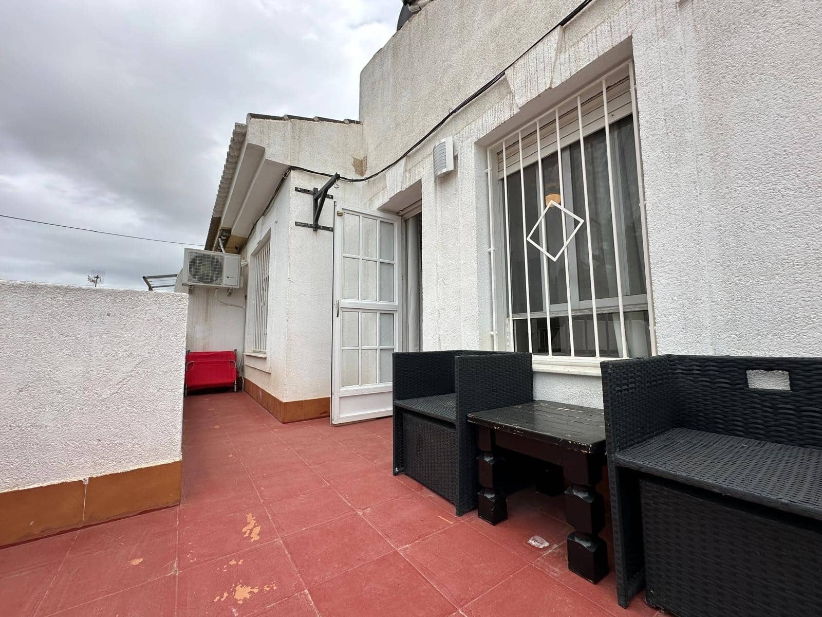 Chalet de 3 habitaciones en La Marina en venta con piscina garaje - 215.000 € (Ref: 9902102)