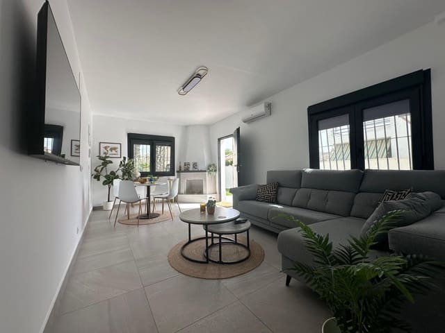 3 sovrum Villa till salu i La Marina, Elche / Elx med pool garage - 475 000 € (Ref: 9965896)