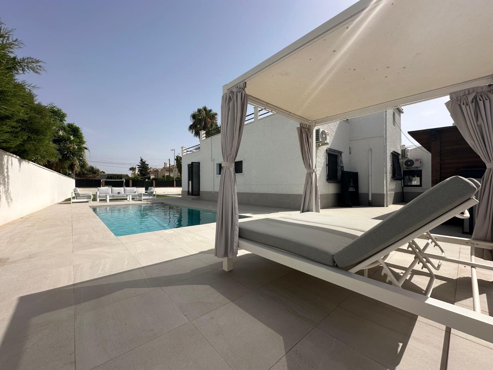 3 bedroom Villa for sale in La Marina with pool garage - € 475,000 (Ref: 9965896)