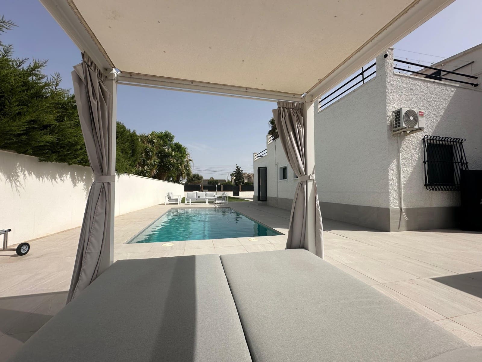 3 bedroom Villa for sale in La Marina with pool garage - € 475,000 (Ref: 9965896)