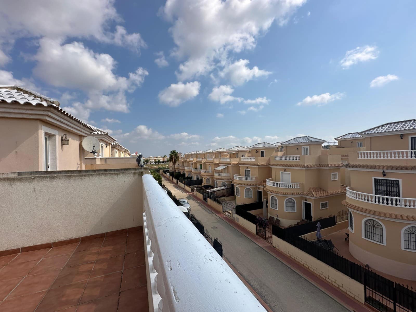 Pareado de 3 habitaciones en La Marina en venta con piscina - 219.000 € (Ref: 9984015)