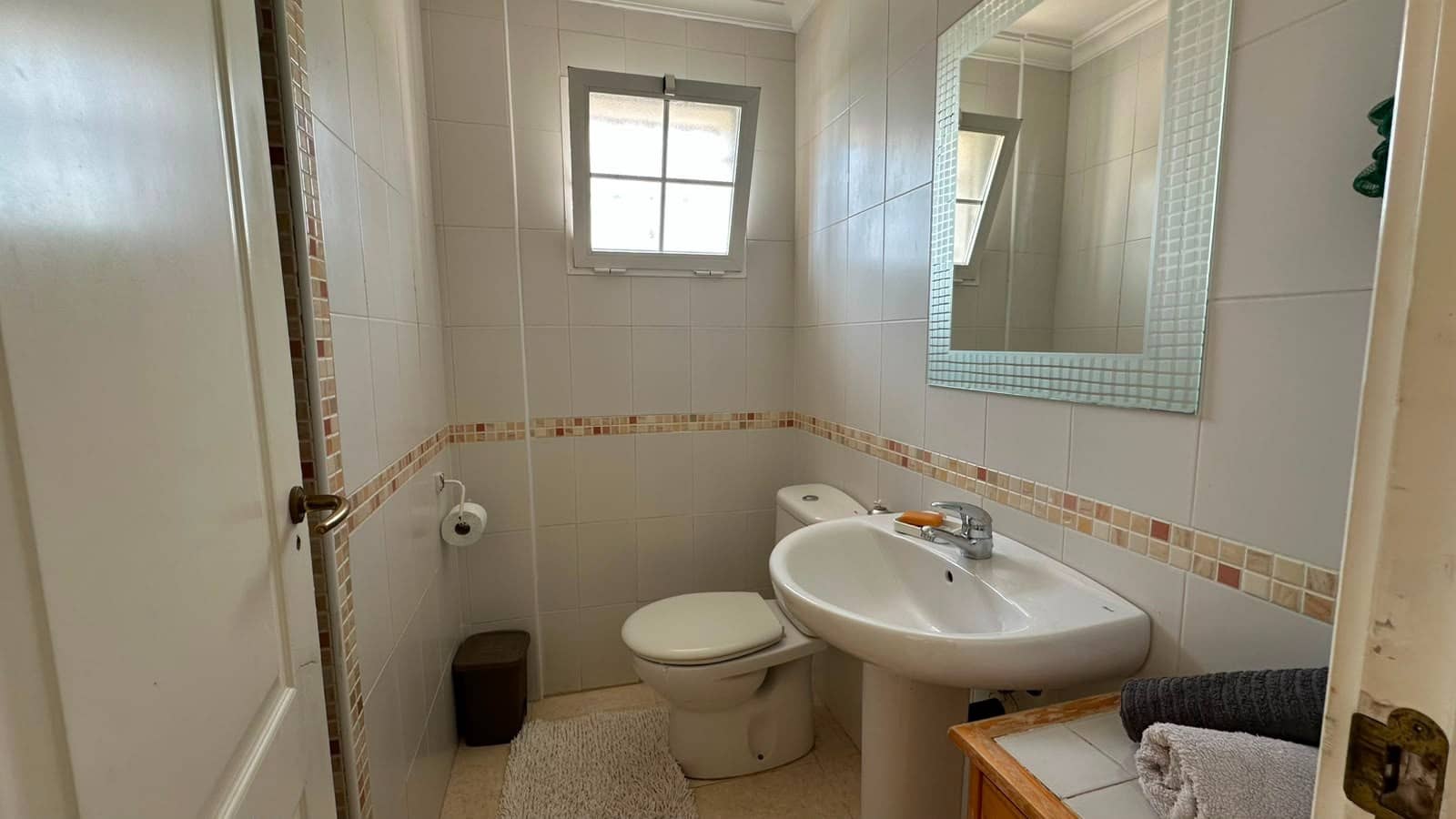 Pareado de 3 habitaciones en La Marina en venta con piscina - 219.000 € (Ref: 9984015)