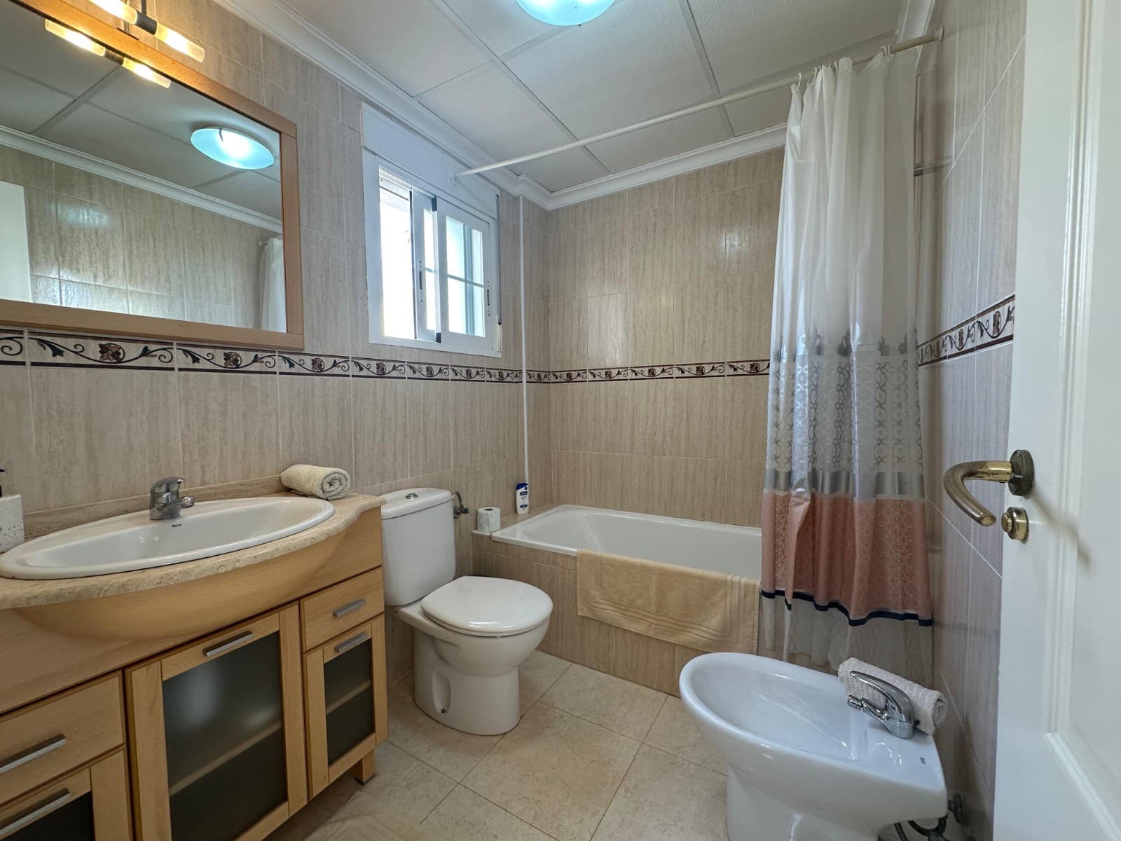 Pareado de 3 habitaciones en La Marina en venta con piscina - 219.000 € (Ref: 9984015)