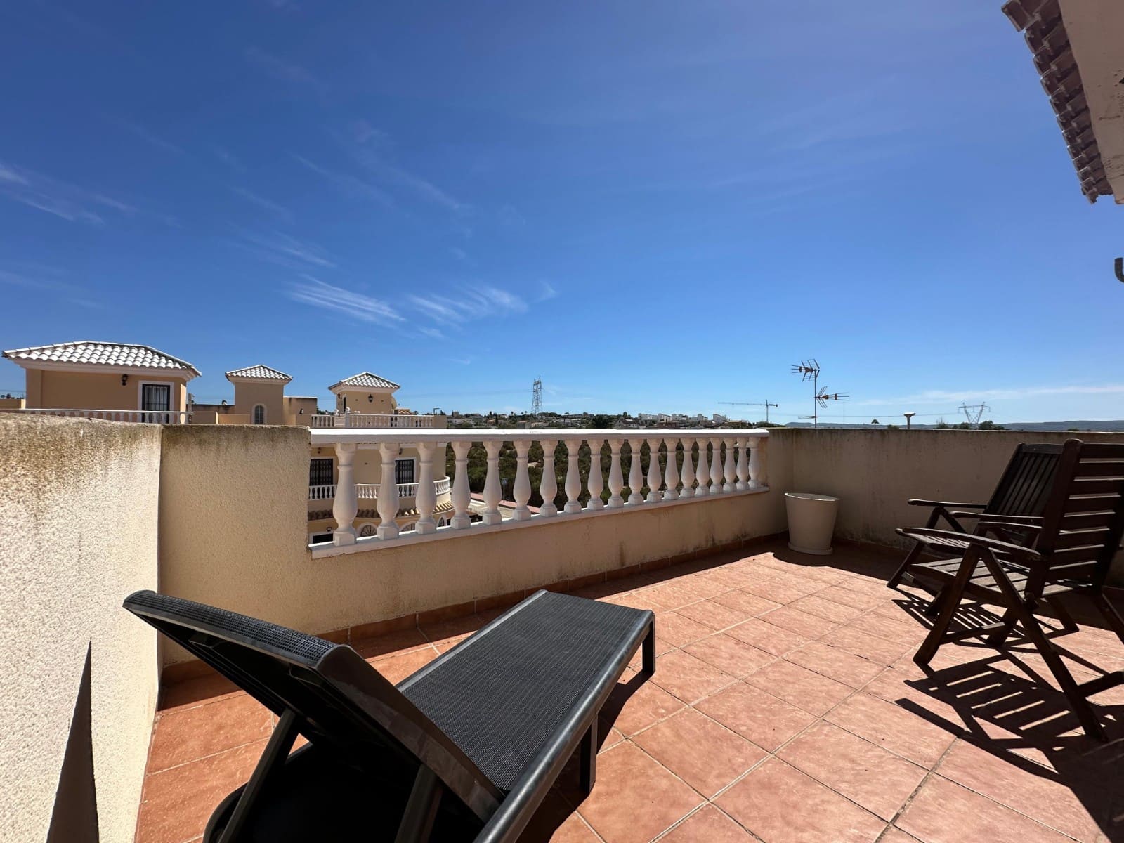 3 sypialnia Dom blizniak na sprzedaż w La Marina z basenem - 209 000 € (Ref: 9984015)