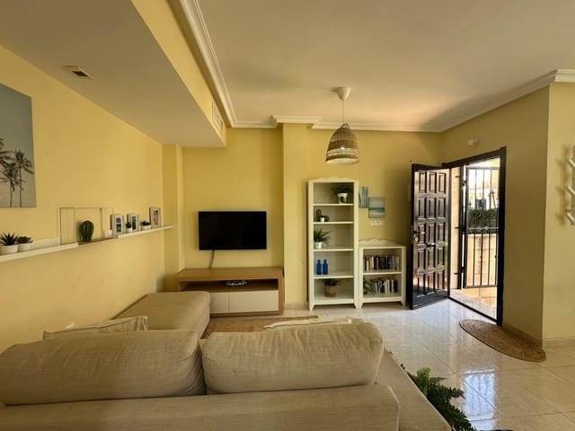 3 bedroom Semi-detached Villa for sale in La Marina, Elche / Elx with pool - € 209,000 (Ref: 9984015)