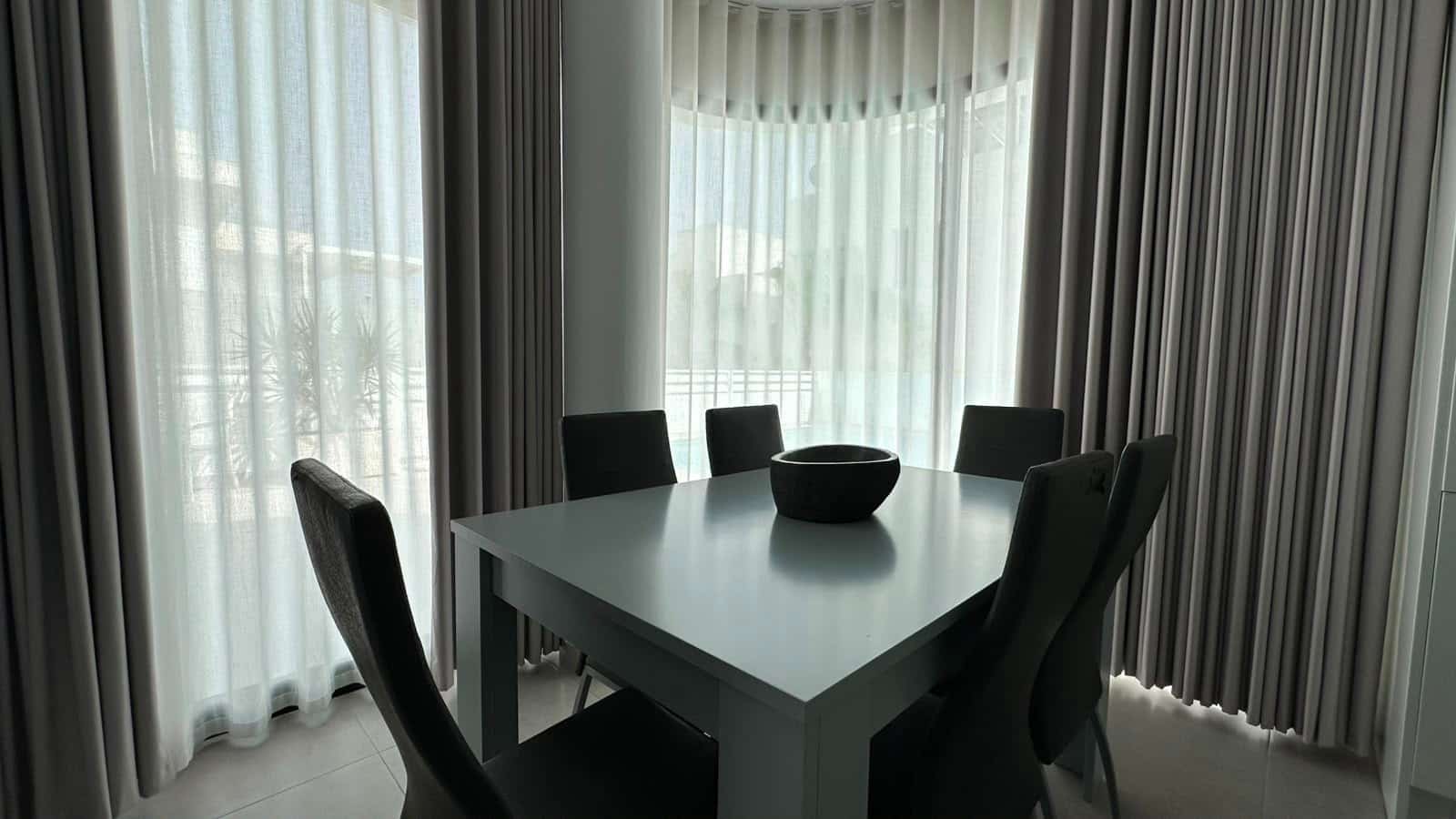 3 makuuhuone Paritalo myytävänä paikassa La Marina mukana uima-altaan 
autotalli - 459 000 € (Ref: 9990932)