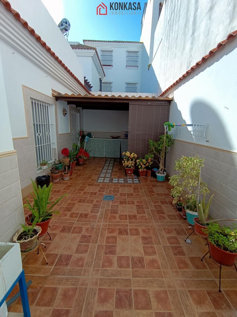 Casa de 2 habitaciones en Arcos de la Frontera en venta con garaje - 212.700 € (Ref: 9446786)