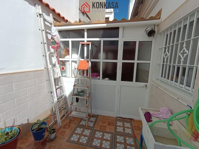 Casa de 2 habitaciones en Arcos de la Frontera en venta con garaje - 212.700 € (Ref: 9446786)