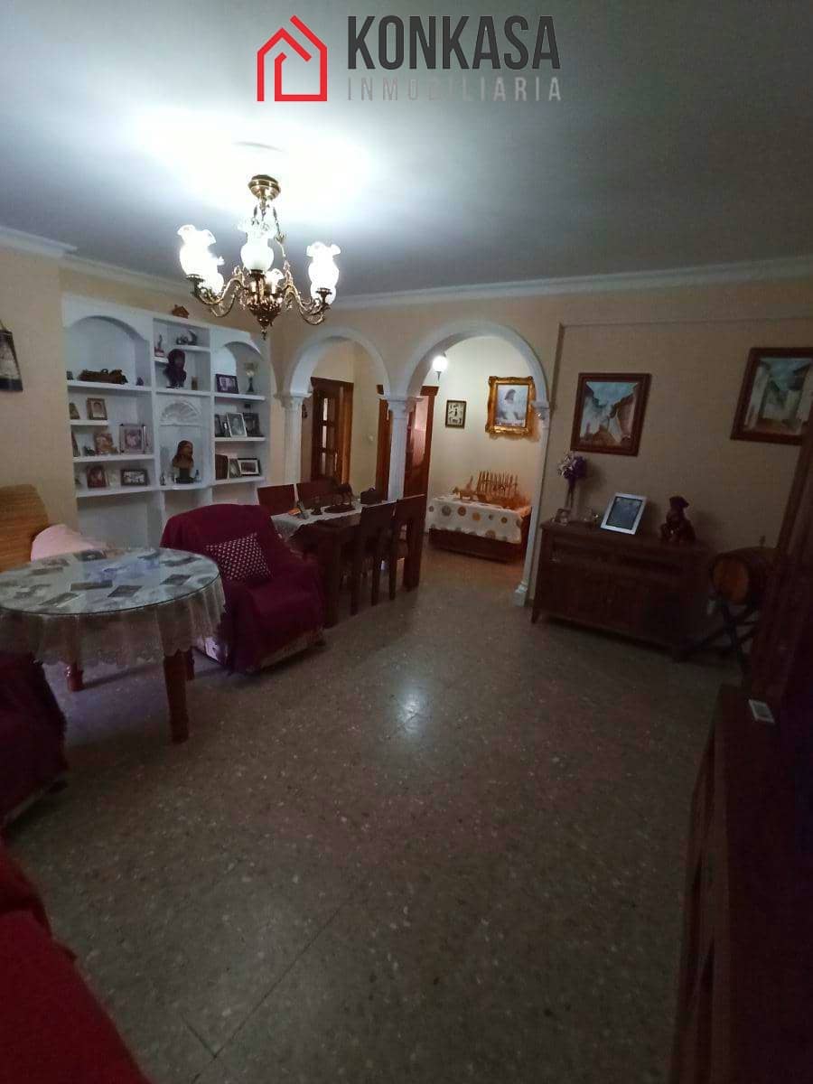 4 soverom Villa til salgs i Arcos de la Frontera med garasje - € 150 000 (Ref: 9446789)