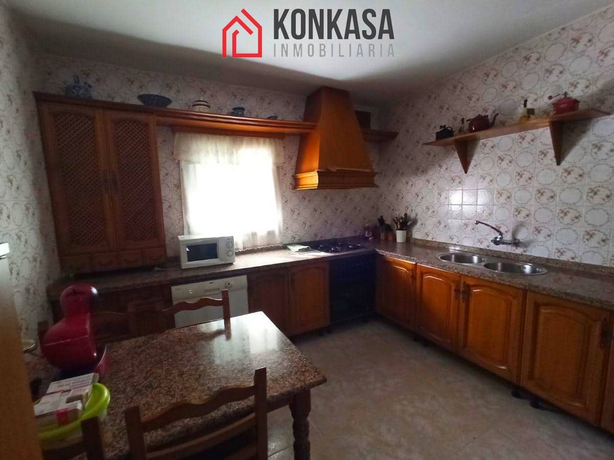 4 soverom Villa til salgs i Arcos de la Frontera med garasje - € 150 000 (Ref: 9446789)