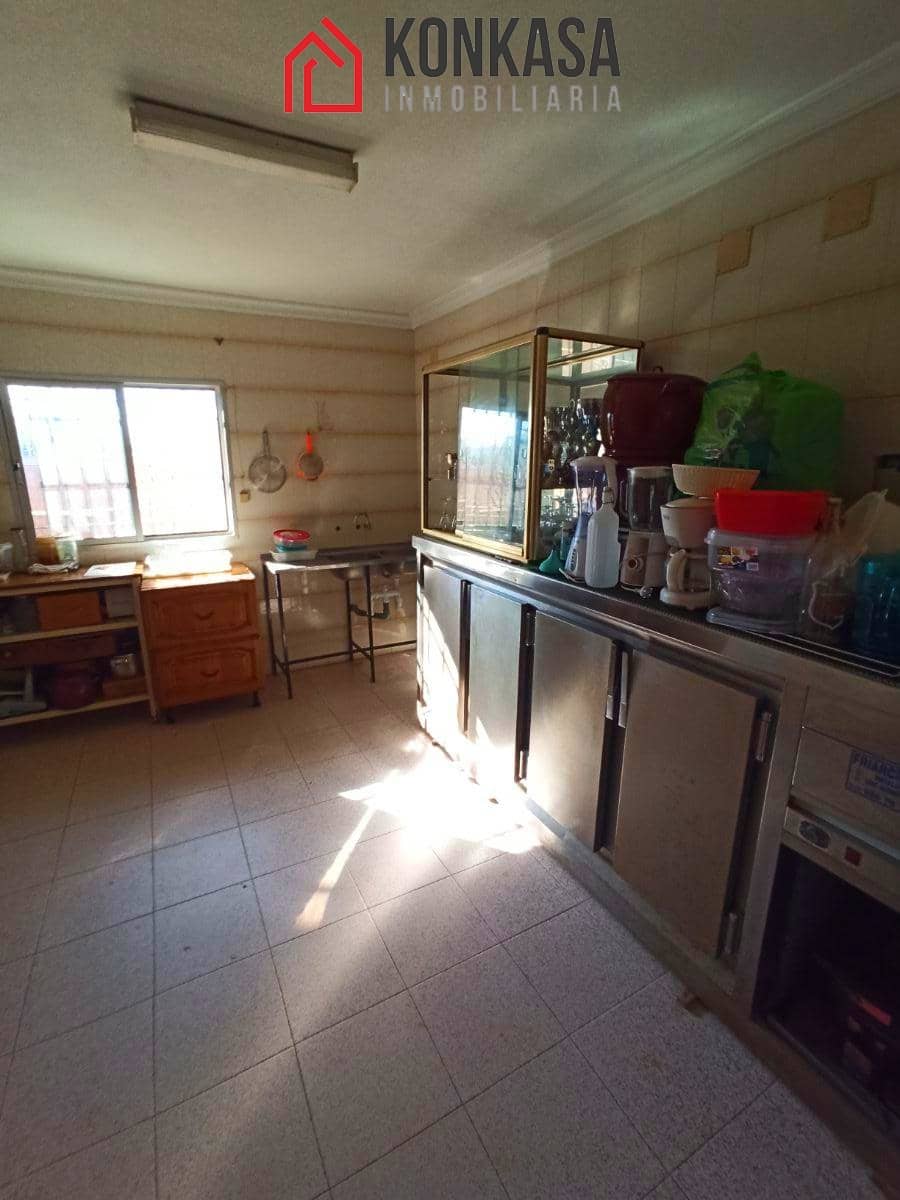 4 soverom Villa til salgs i Arcos de la Frontera med garasje - € 150 000 (Ref: 9446789)