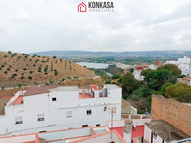 Casa de 4 habitaciones en Arcos de la Frontera en venta - 65.000 € (Ref: 9446790)