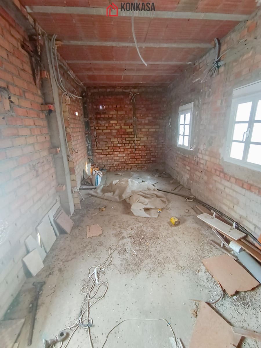 Casa de 4 habitaciones en Arcos de la Frontera en venta - 65.000 € (Ref: 9446790)