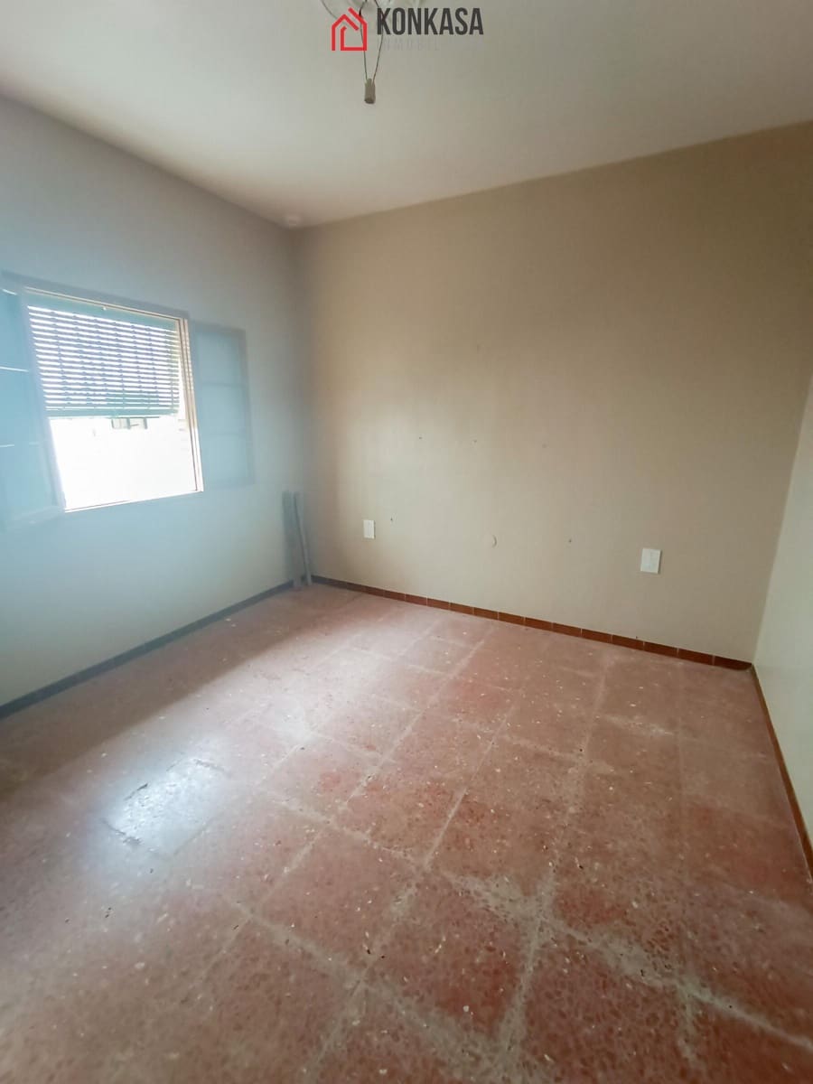 Casa de 4 habitaciones en Arcos de la Frontera en venta - 65.000 € (Ref: 9446790)