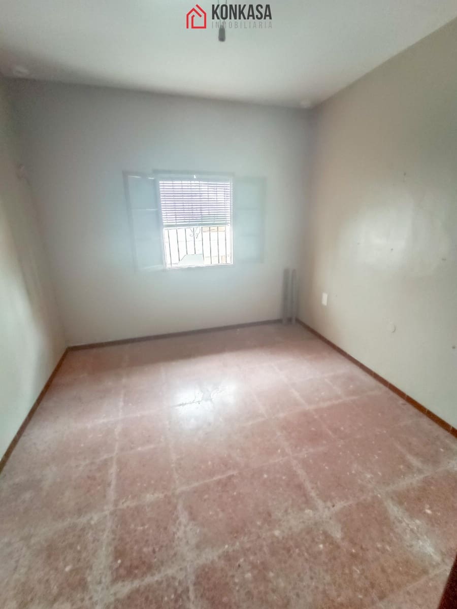 Casa de 4 habitaciones en Arcos de la Frontera en venta - 65.000 € (Ref: 9446790)