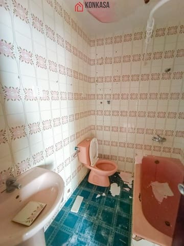 Casa de 4 habitaciones en Arcos de la Frontera en venta - 65.000 € (Ref: 9446790)