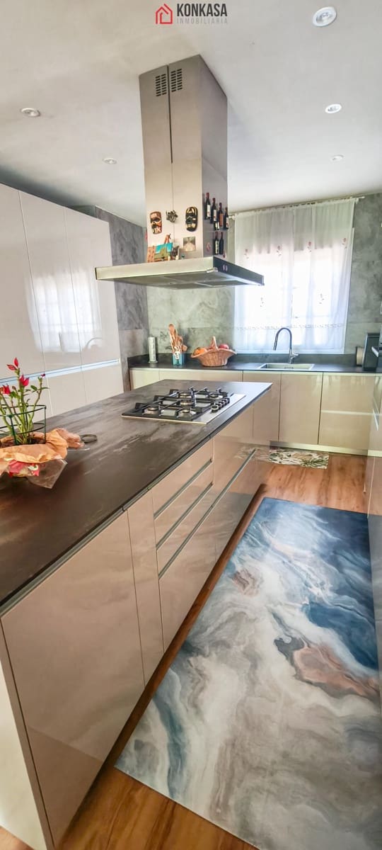 Casa de 3 habitaciones en Arcos de la Frontera en venta - 239.900 € (Ref: 9446794)