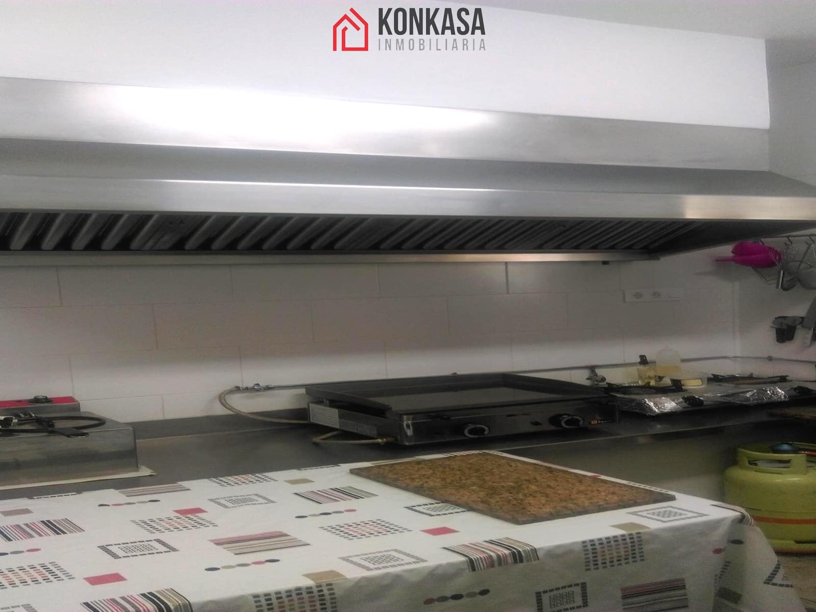 Comercial para venda em Arcos de la Frontera - 198 000 € (Ref: 9446798)