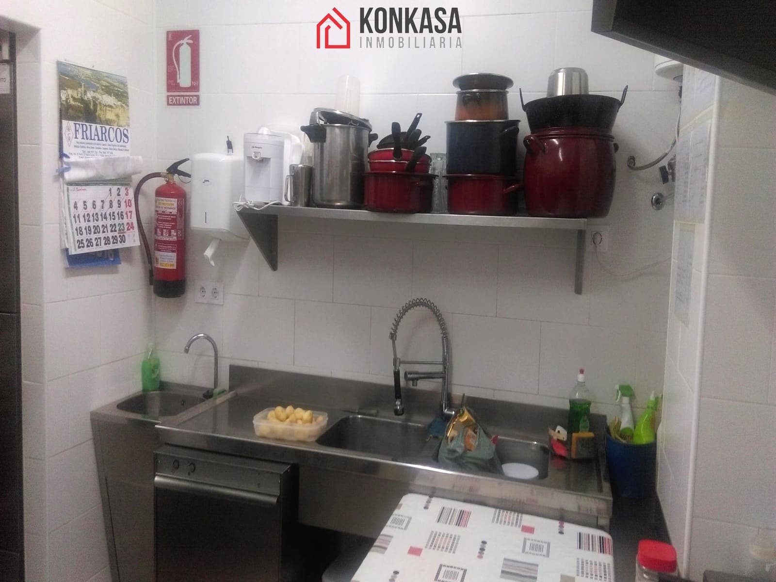 Comercial para venda em Arcos de la Frontera - 198 000 € (Ref: 9446798)