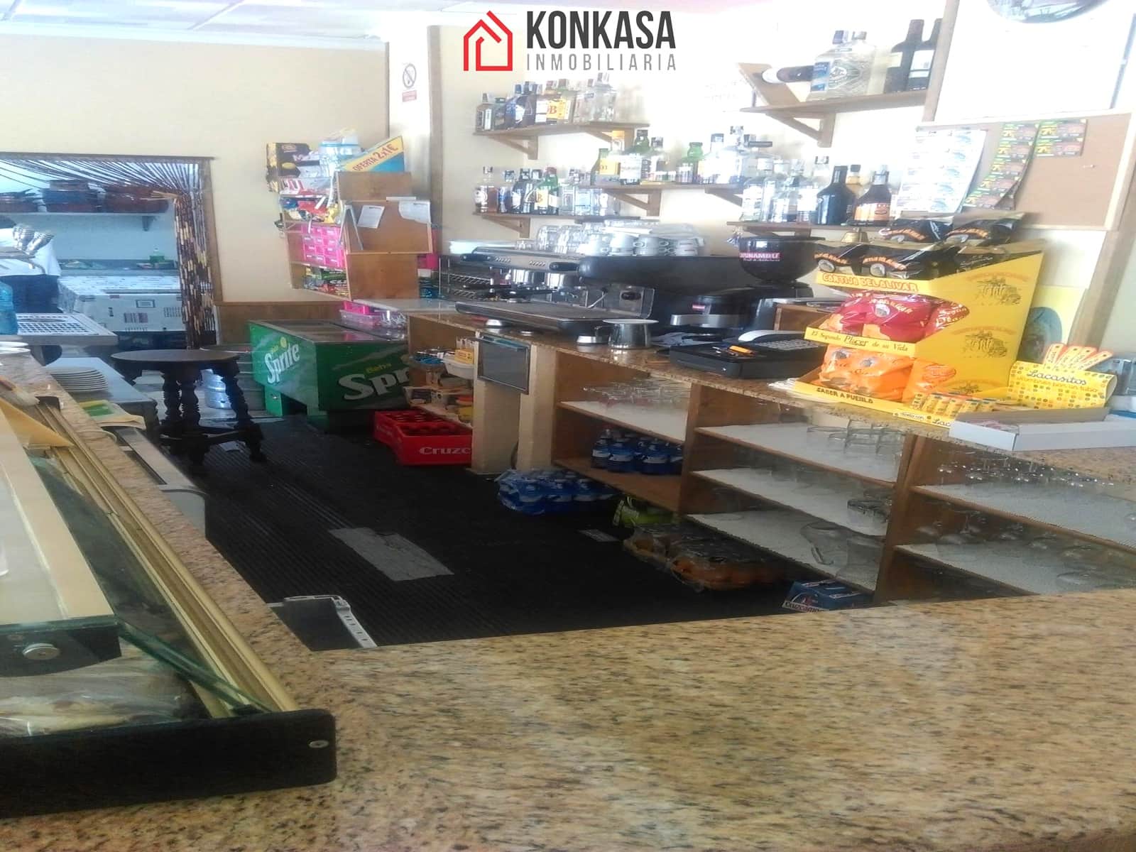 Comercial para venda em Arcos de la Frontera - 198 000 € (Ref: 9446798)