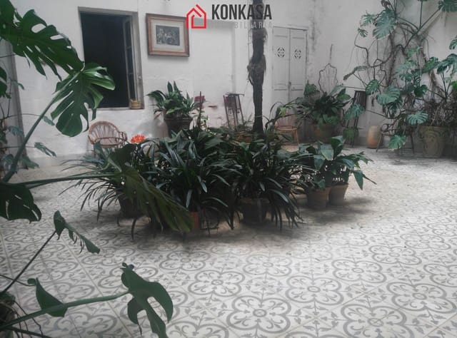 Casa de 20 habitaciones en Arcos de la Frontera en venta con garaje - 590.000 € (Ref: 9446799)