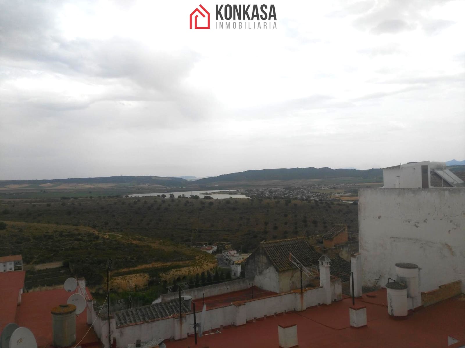 Casa de 20 habitaciones en Arcos de la Frontera en venta con garaje - 590.000 € (Ref: 9446799)