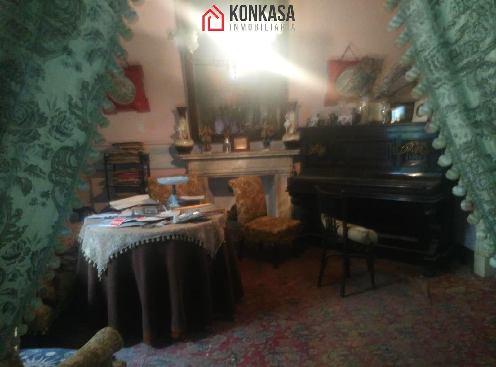 Casa de 20 habitaciones en Arcos de la Frontera en venta con garaje - 590.000 € (Ref: 9446799)