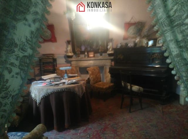 Casa de 20 habitaciones en Arcos de la Frontera en venta con garaje - 590.000 € (Ref: 9446799)