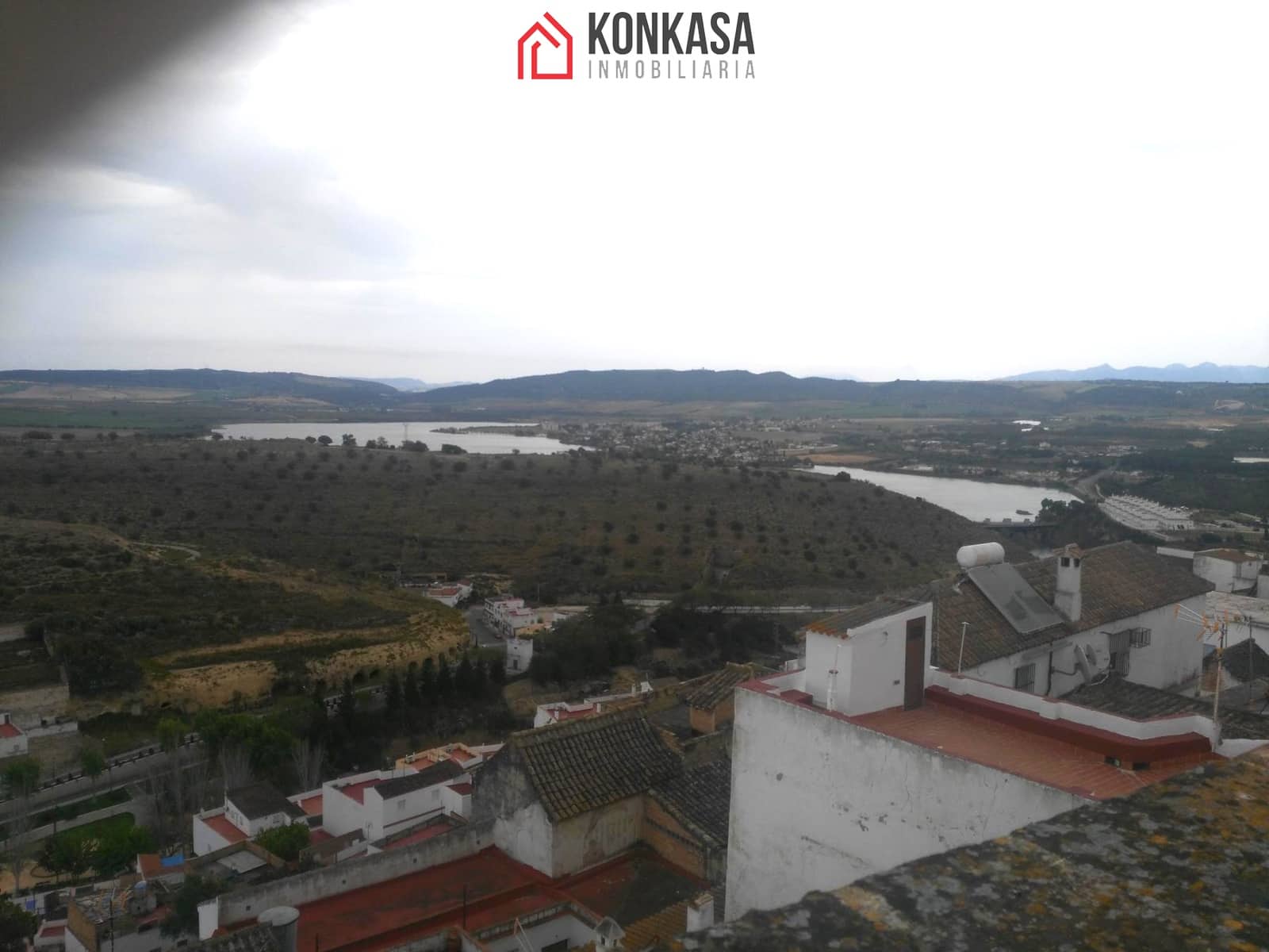 Casa de 20 habitaciones en Arcos de la Frontera en venta con garaje - 590.000 € (Ref: 9446799)