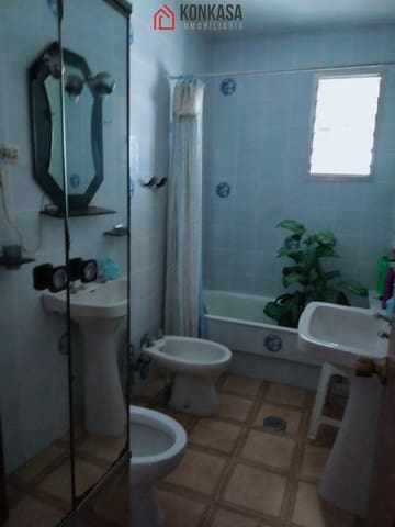 6 slaapkamer Huis te koop in Arcos de la Frontera met garage - € 114.000 (Ref: 9446801)