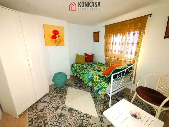 Casa de 6 habitaciones en Arcos de la Frontera en venta - 98.000 € (Ref: 9446803)