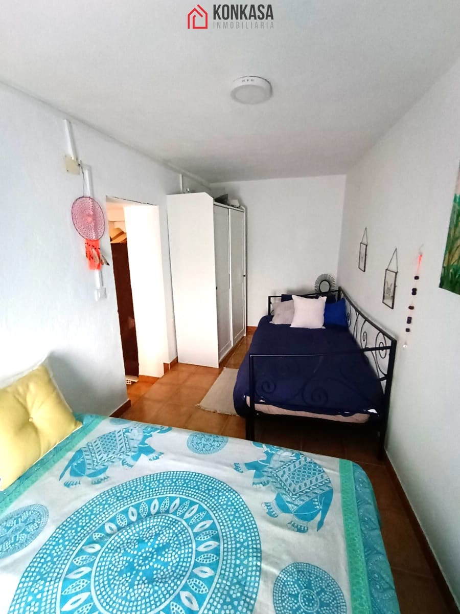 Casa de 6 habitaciones en Arcos de la Frontera en venta - 98.000 € (Ref: 9446803)