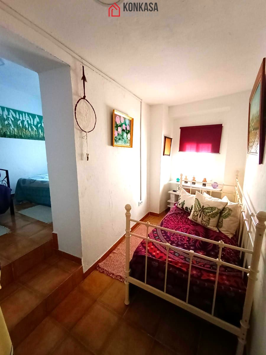 Casa de 6 habitaciones en Arcos de la Frontera en venta - 98.000 € (Ref: 9446803)