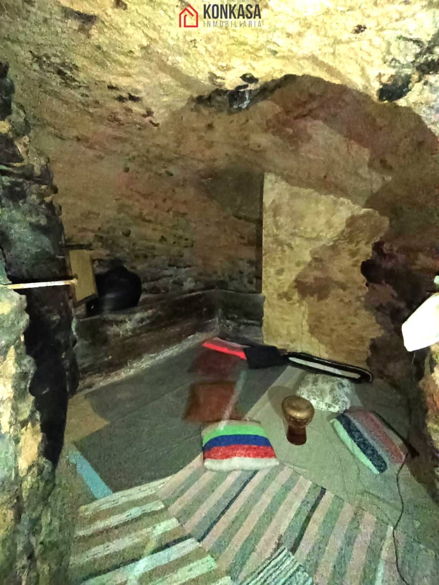 Casa de 6 habitaciones en Arcos de la Frontera en venta - 98.000 € (Ref: 9446803)