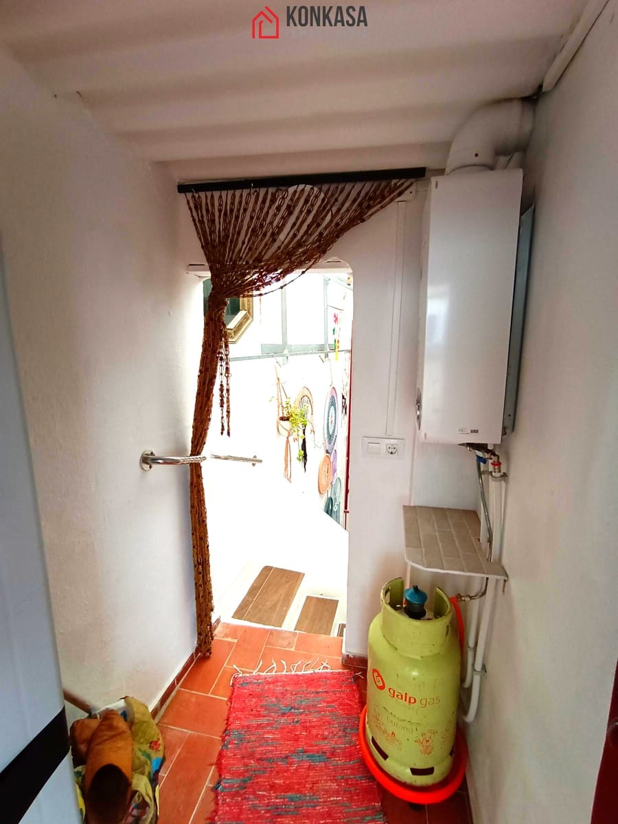 Casa de 6 habitaciones en Arcos de la Frontera en venta - 98.000 € (Ref: 9446803)