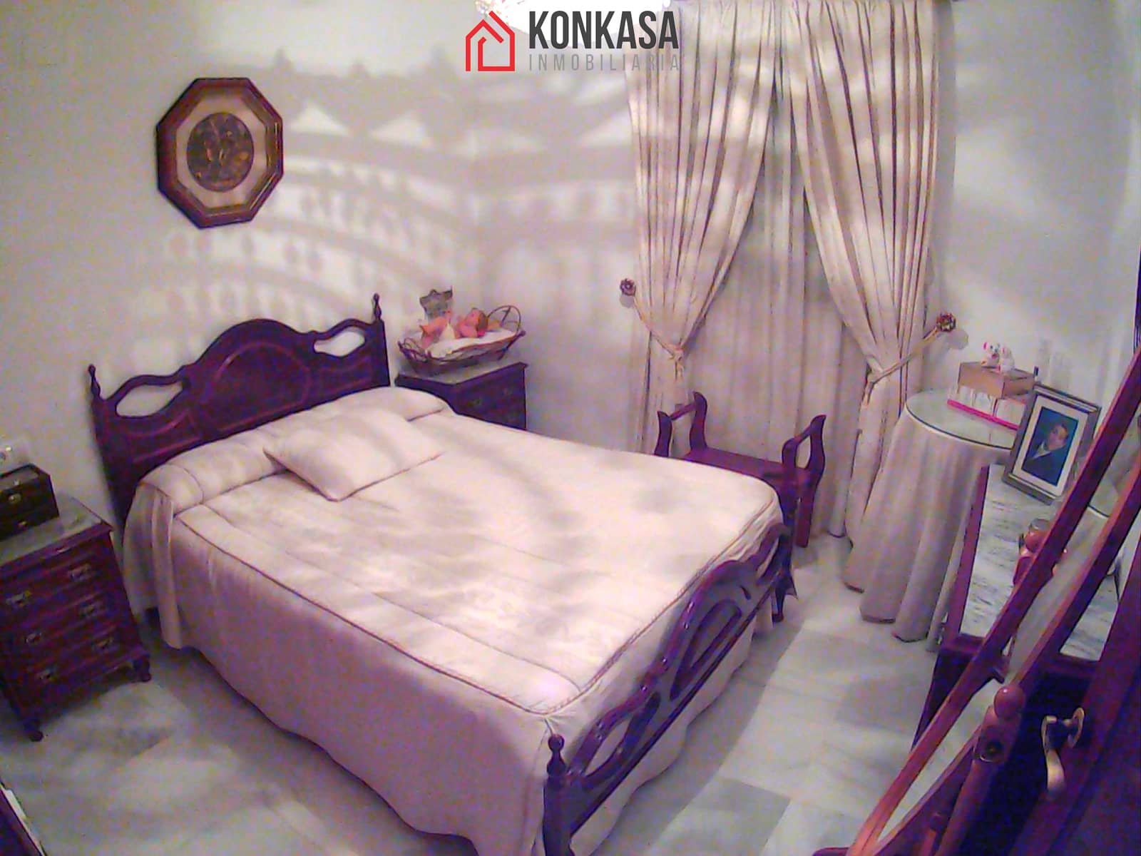 Casa de 4 habitaciones en Arcos de la Frontera en venta - 200.000 € (Ref: 9446809)