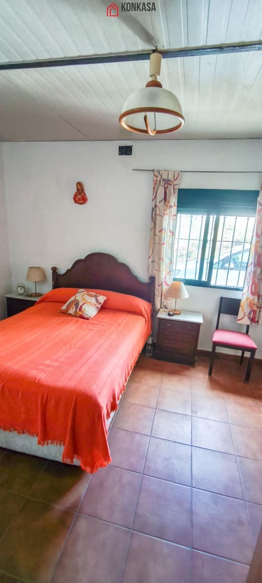 2 bedroom Finca/Country House for sale in Villamartin with pool garage - € 106,000 (Ref: 9446810)