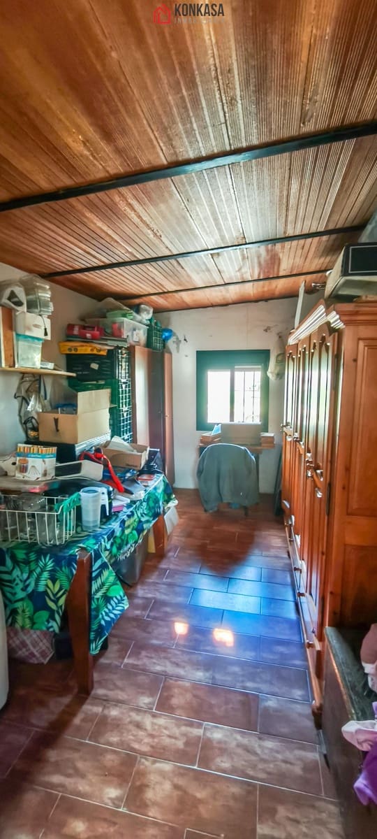 2 bedroom Finca/Country House for sale in Villamartin with pool garage - € 106,000 (Ref: 9446810)