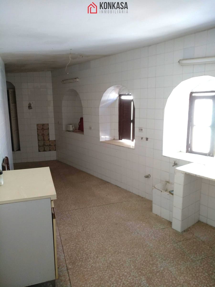 Casa de 18 habitaciones en Arcos de la Frontera en venta con garaje - 240.000 € (Ref: 9446814)