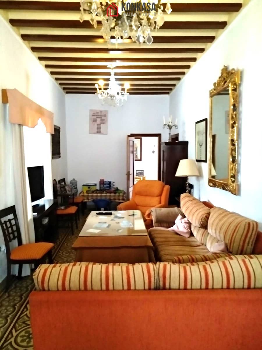 Casa de 18 habitaciones en Arcos de la Frontera en venta con garaje - 240.000 € (Ref: 9446814)