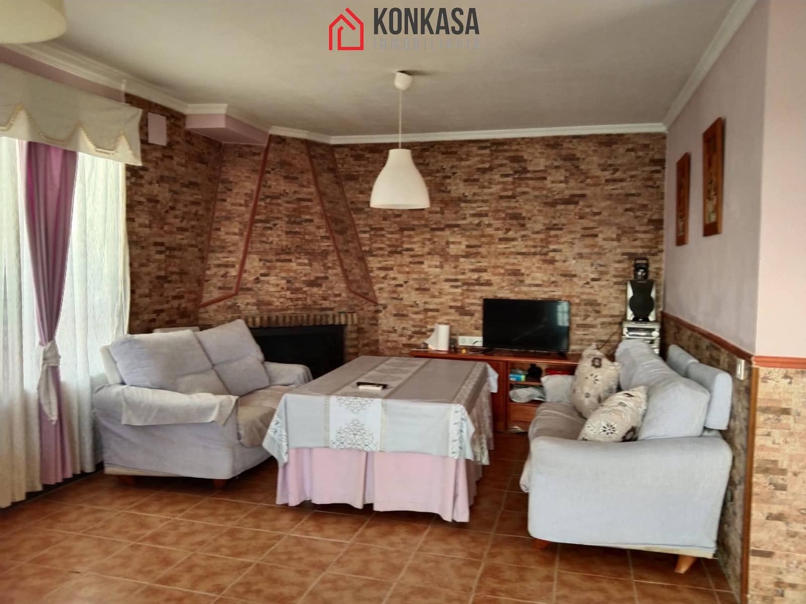 3 bedroom Finca/Country House for sale in Arcos de la Frontera - € 160,000 (Ref: 9446816)