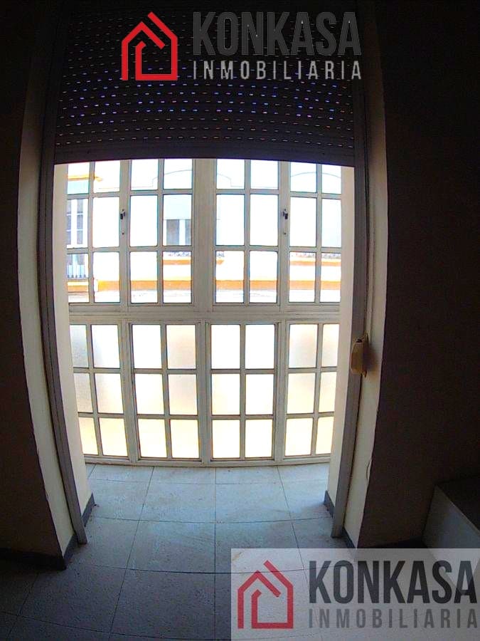 3 bedroom Townhouse for sale in Arcos de la Frontera - € 190,000 (Ref: 9446818)