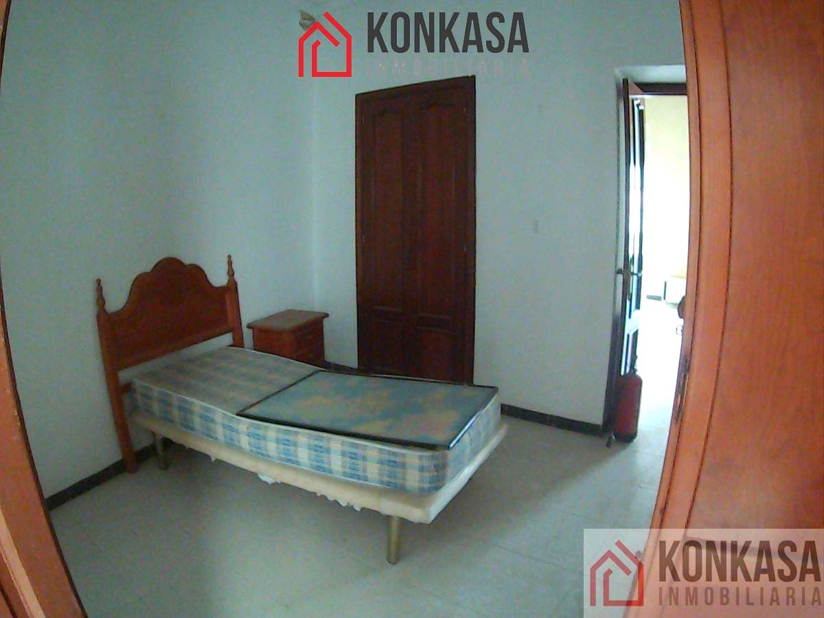 3 bedroom Townhouse for sale in Arcos de la Frontera - € 190,000 (Ref: 9446818)