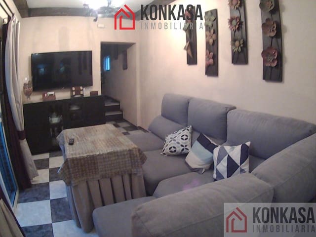 Casa de 3 habitaciones en Arcos de la Frontera en venta - 90.000 € (Ref: 9446820)