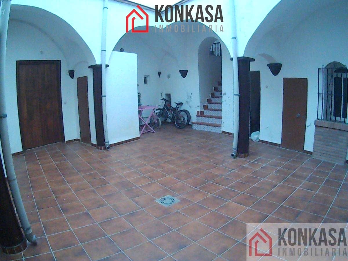 Casa de 3 habitaciones en Arcos de la Frontera en venta - 90.000 € (Ref: 9446820)