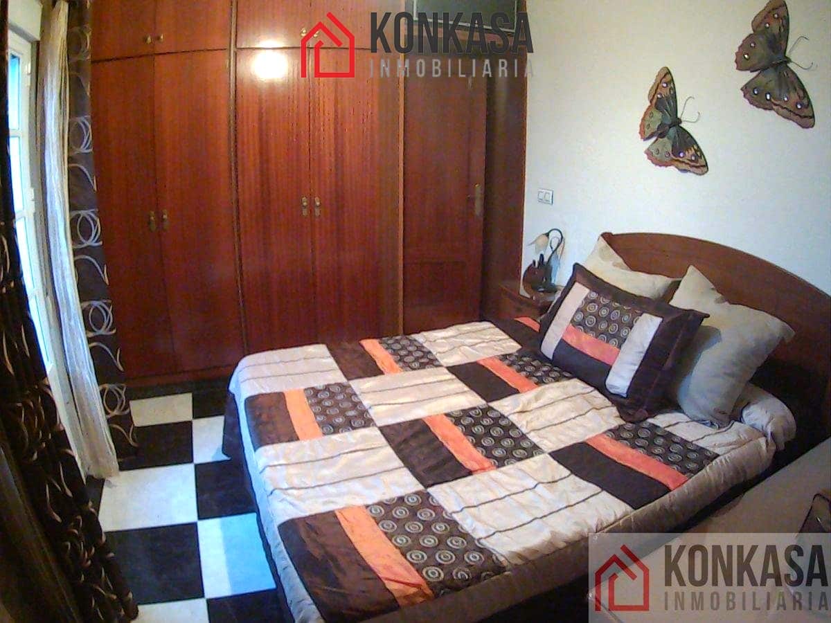 Casa de 3 habitaciones en Arcos de la Frontera en venta - 90.000 € (Ref: 9446820)