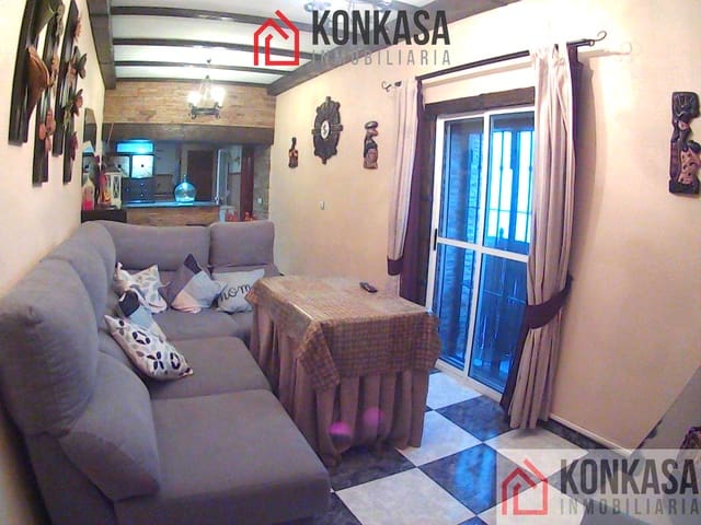 Casa de 3 habitaciones en Arcos de la Frontera en venta - 90.000 € (Ref: 9446820)